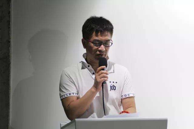 今年的畢業生Liu Shujia爸爸