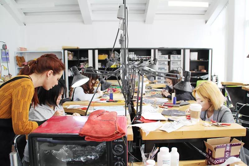 2018-2019 AIVA當代首飾藝術(shù)家駐留項目開放申請