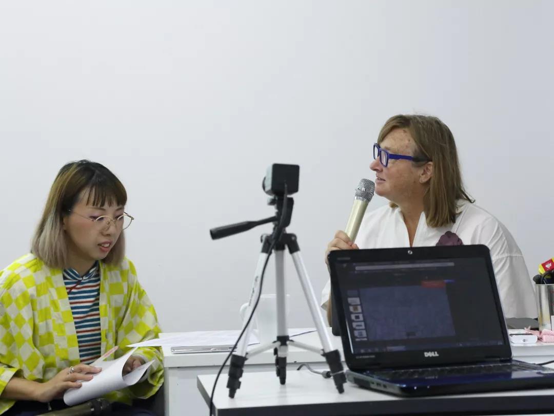 Bin在講座中詳細(xì)分享了個(gè)人作品的靈感來源