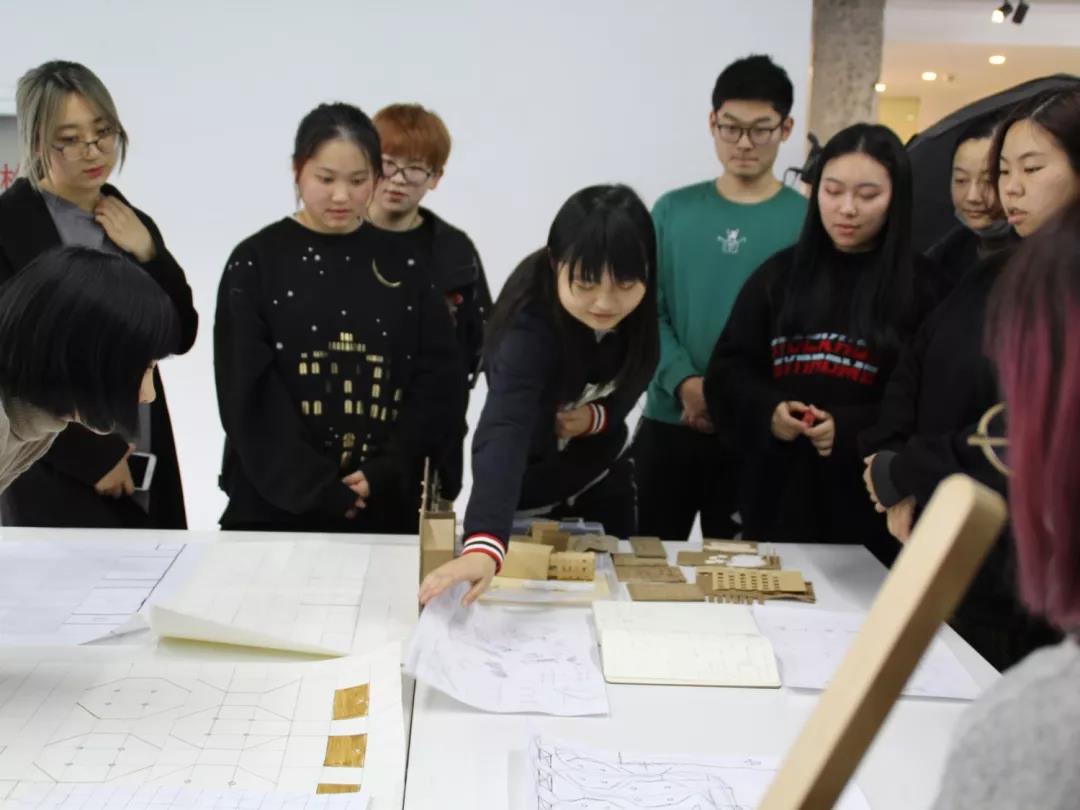 迎來(lái)了第一階段考試