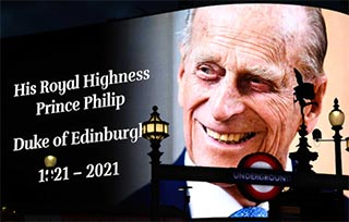 不只是女王的丈夫，菲利普親王的“藝術(shù)人生”終于被看到