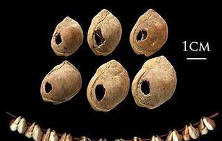 首飾三問 | 賢者之石