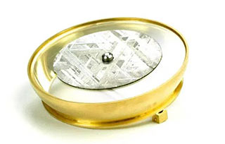 首飾材料 | Platinum “下午五點過后，你應該佩戴鉑金”