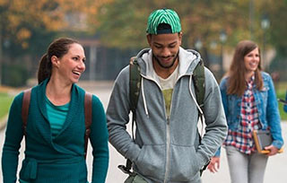 UCAS公布2025申請(qǐng)季最新數(shù)據(jù),中國學(xué)生創(chuàng)近十年最高紀(jì)錄?