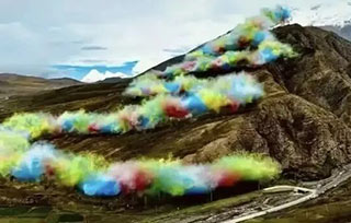 “升龍”還是“翻車”？始祖鳥×蔡國強事件背后的時尚與藝術(shù)教育啟示